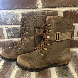 Sorel Tan Combat Boots with Buckle 7.5 women’s